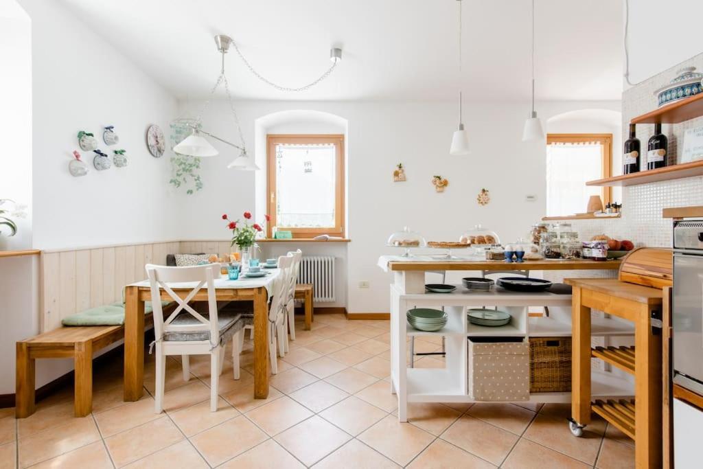 Ca Ulivi Bed and Breakfast Ala Exteriör bild